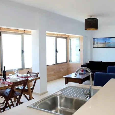 With 3 Bedrooms In El Agujero With Wonderful Sea View And Wifi 10 M From The Beach Lägenhet
